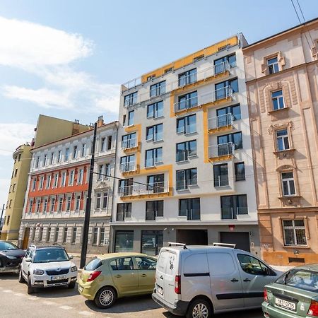 Studio Brand New Apartment #28 In New Building With Free Parking In City Center Прага Экстерьер фото